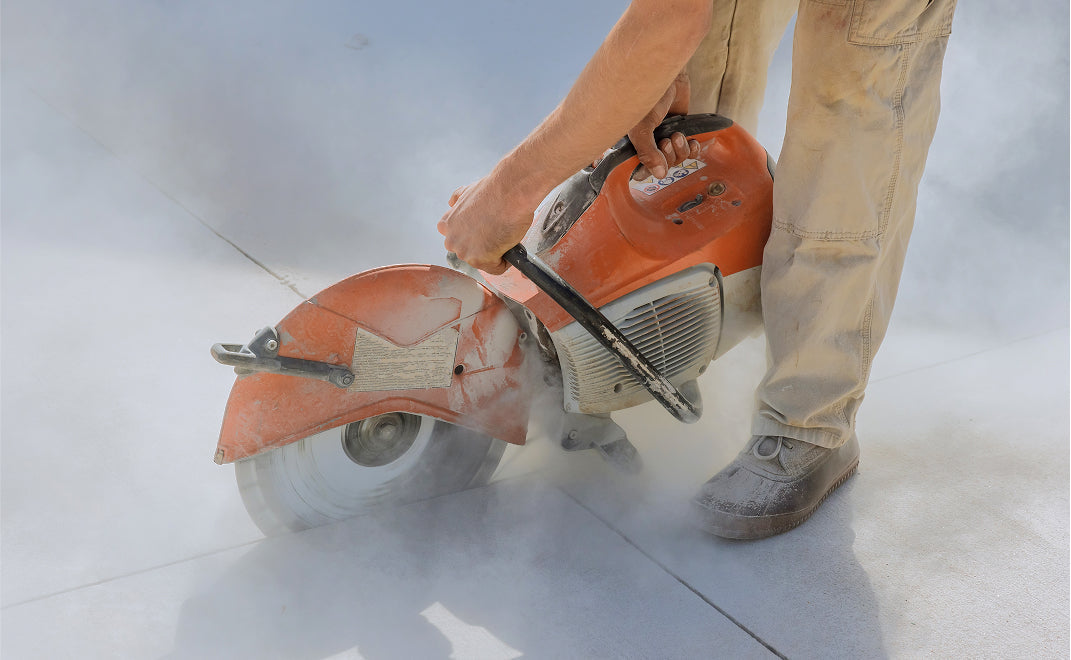 Safety Tips for Operating Electric Saws